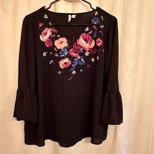 Elle woman’s Blouse